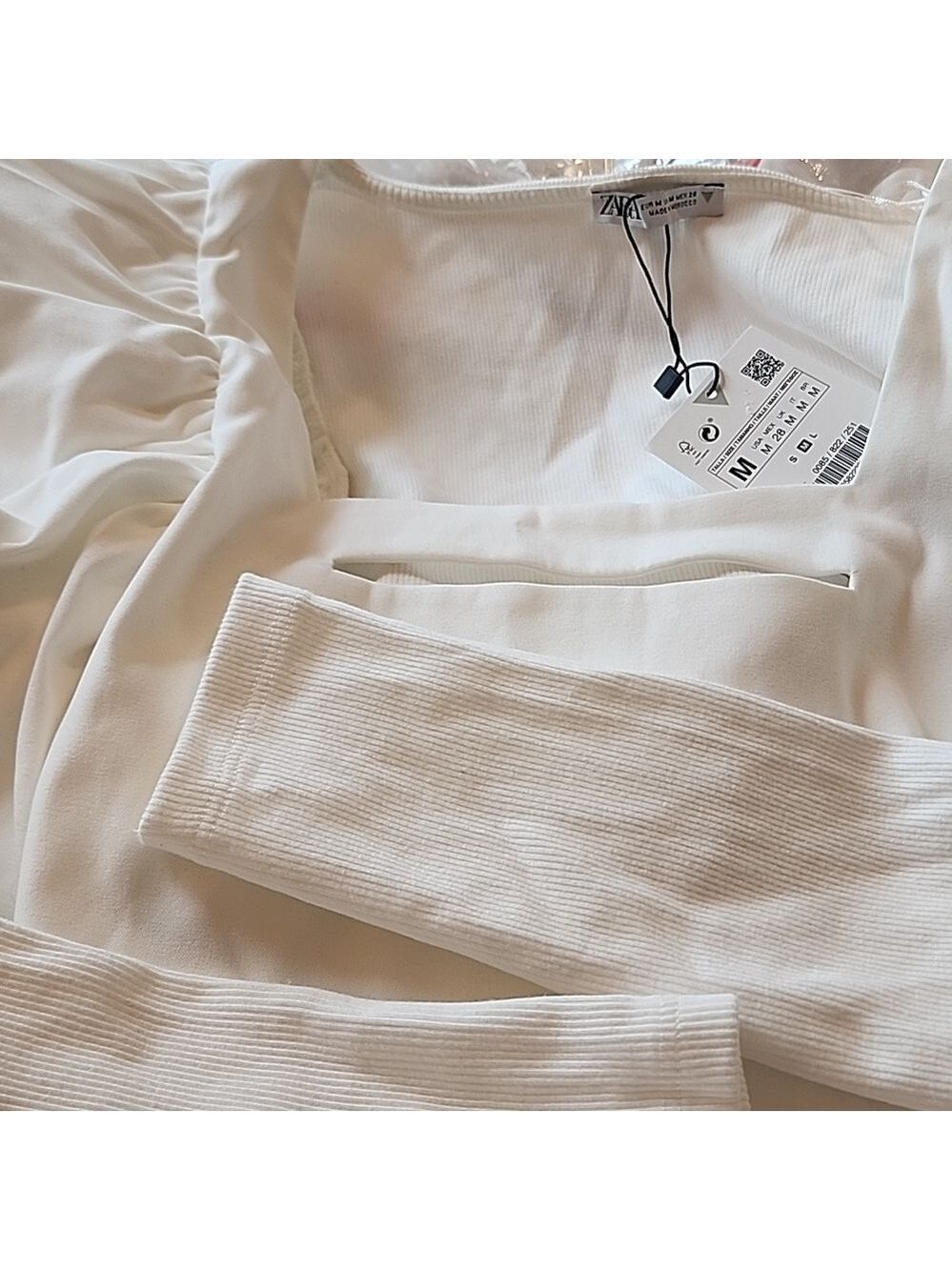 NWT Zara Ballon Sleeve Cropped Blouse, Size M - Picture 5 of 9